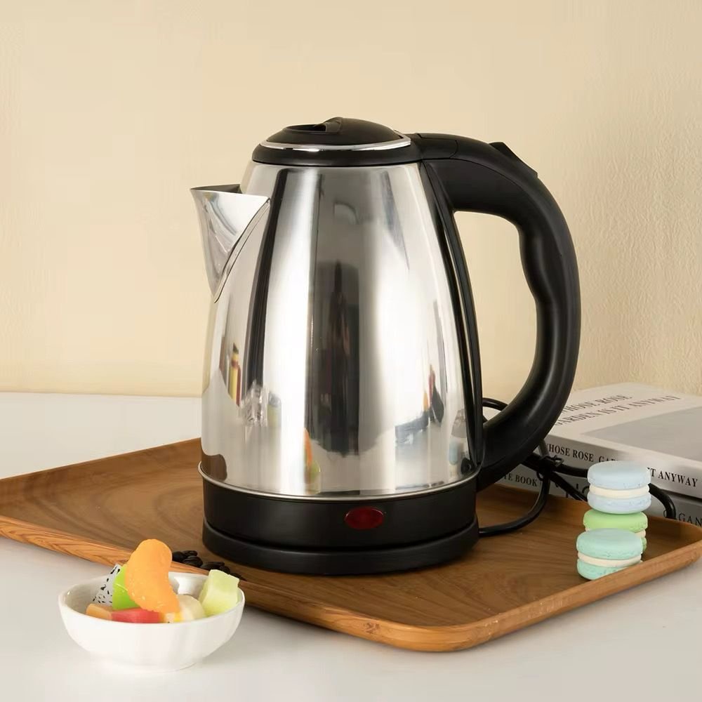 BOUILLOIRE SCARLETT DE 2 LITRES