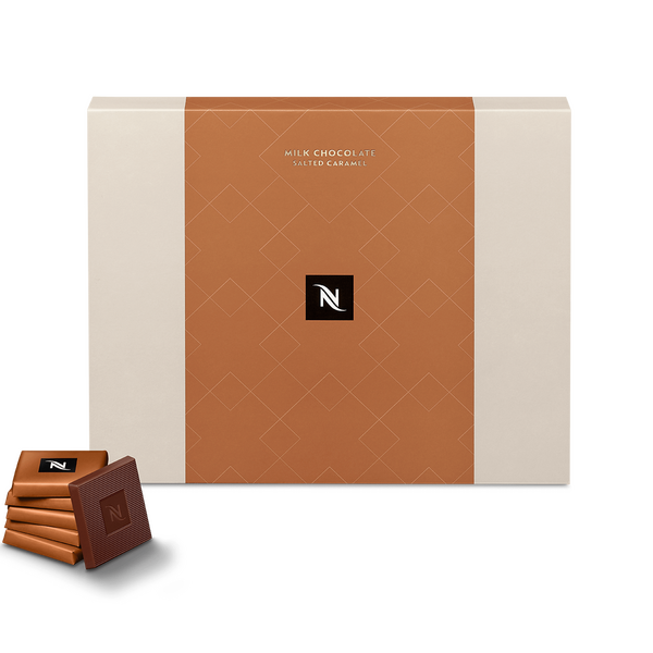 Nespresso – Carrés de chocolat au lait aux éclats de caramel salé